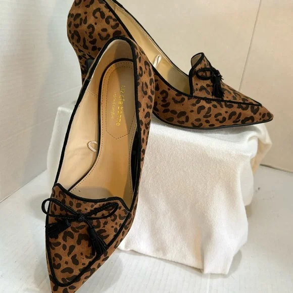 Liz Claiborne woman’s pointed toe slip on pumps 3” heel bow with tassel 6.5w - Picture 1 of 13